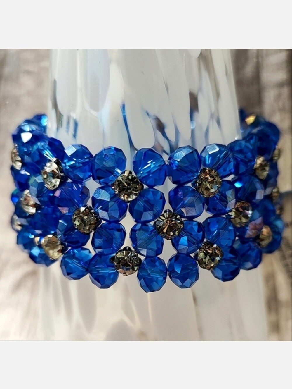 Vibrant Blue Aurora Borealis Prong Set Clear Rhinestone Stretch Bracelet NWT